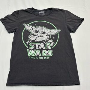 MAD Engine Star Wars Grey Baby Yoda Short Sleeve Tee